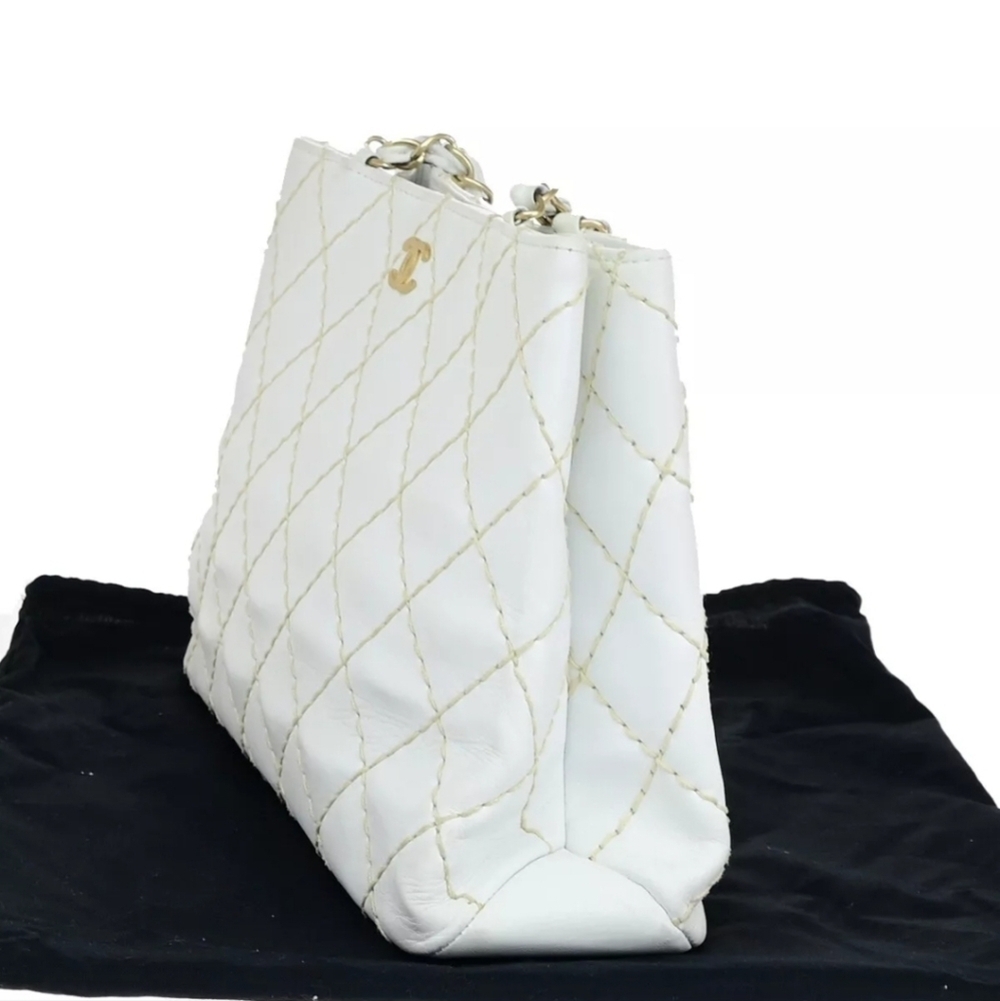 CHANEL 🔥Rare🔥 Wild Stitch Lambskin Quilted Chain Shoulder Bag! - Picture 2 of 16